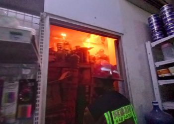 Gudang Penyimpanan Barang Milik Toko Yomart di Limbangan Ludes Terbakar Garoetpos.com.jpg