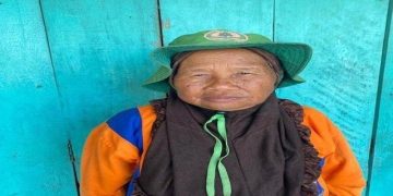 Nenek Tangguh yang Sudah 19 Tahun Lakukan Ini Diundang Jokowi Ke Istana Negara