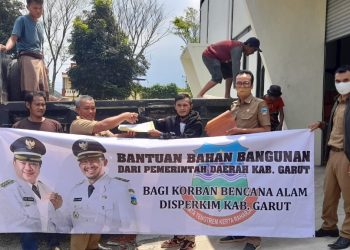 Pemkab Garut Berikan Bantuan Bahan Material Pada Bah Endih Korban Kebakaran di Wanaraja Garoetpos.com.jpg