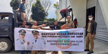 Pemkab Garut Berikan Bantuan Bahan Material Pada Bah Endih Korban Kebakaran di Wanaraja Garoetpos.com.jpg