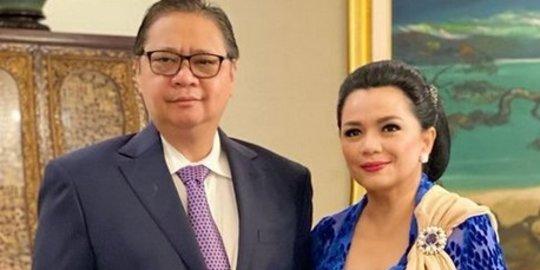 3 Menteri Jokowi Nikahi Model dan Artis Lawas, Pesona Sang Istri Tak Pudar