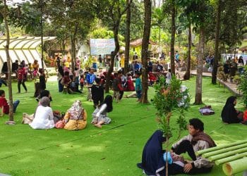 Masuki Area Candi Cangkuang Wisatawan Diberikan Edukasi Jaga Kebersihan
