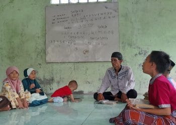 Cerita Pilu Guru Honorer di Garut Berharap Tinggal di Rumah Layak Huni