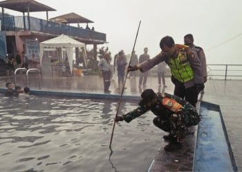 Wisata Berujung Duka, Seorang Wisatawan Tewas Dikolam Pemandian Puncak Darajat Garut