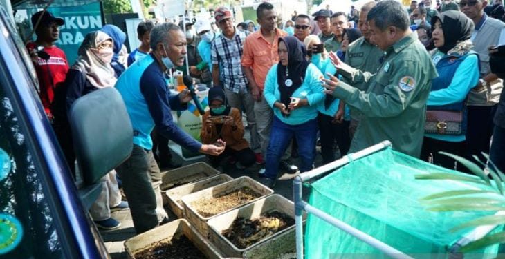 Peringati Hari Lingkungan Hidup Internasional Ke-50, DLH Jabar Kampanyekan Kurangi Sampah Plastik di Garut