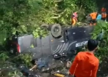 Bus Pengangkut Siswa SD Masuk Jurang di Rajapolah Tasikmalaya, Tiga Orang Tewas