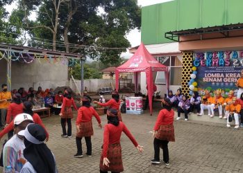 Para Kader Posyandu Antusias Ikuti Lomba Senam Germas yang Diadakan Oleh UPT Puskesmas Karangpawitan