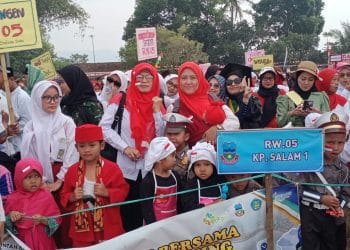 Karnaval di Lapangan Genteng Pacing, Gebyar, Semarak, Meriah dan Menghibur