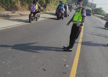 Dua Pengendara Alami Luka Berat Setelah Terlibat Laka di Jalan Raya Banen Limbangan