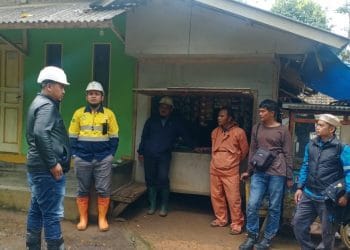 PLN Imbau Hindari Pemasangan Bendera atau Umbul-umbul Dekat Jaringan Listrik