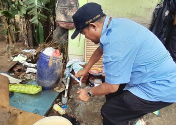 PDAM Garut Lakukan Normalisasi Aliran Air Bersih Pasca Banjir Bandang di Kecamatan Pameungpeuk