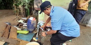 PDAM Garut Lakukan Normalisasi Aliran Air Bersih Pasca Banjir Bandang di Kecamatan Pameungpeuk