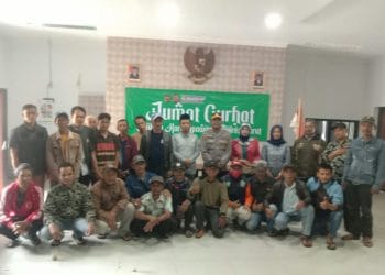 “Jum’at Curhat” Polsek Karangpawitan Polres Garut Temui Pemuka Agama dan Tokmas Desa Situgede