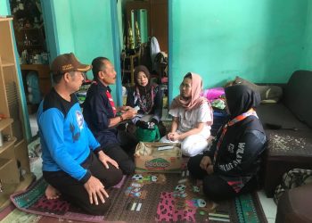 Kwarran Cisompet Sumbang Pembina Yang Rumahnya Kebakaran