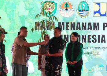 Serentak Tanam Puluhan Ribu Pohon, Tandai Peringatan Hari Menanam Pohon Indonesia