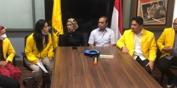 Kuasa hukum keluarga Hasya Gita Paulina di kantor Iluni. Foto: Republika/Zainur Mahsir Foto: Republika/Zainur Mahsir RamadFoto: Republika/Zainur Mahsir Ramadhan
