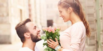 Mengejutkan ! 8 Tips Ini Mampu Untuk Memancing Pria Nyatakan Cinta