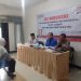 Komisioner Panwaslu Kecamatan Cigedug sedang mewawancarai salah seorang peserta calon PKD.