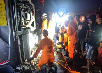 Bus Rombongan Study Tour SMPN 3 Garut Kecelakaan di Purworejo.