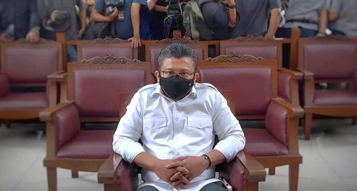 Eks Kadiv Propam Polri Ferdy Sambo saat menjalani-sidang-vonis terkait pembunuhan Brigadir Yosua Hutabarat (dok:istimewa)