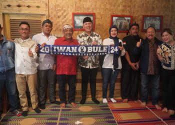 Mantan Ketua DPRD Jabar Nyatakan Iwan Bule Merupakan Paduan Ali Sadikin dan Solihin GP