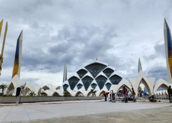 Masjid Raya Al Jabbar Bandung Ditutup Sementara Hingga Maret