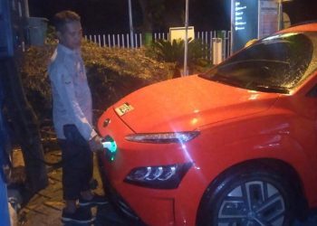 Makin Asik Berwisata, di pantai Santolo Garut Sudah Ada SPKLU Garoet Pos