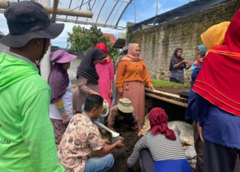 PNM Peduli Olah Limbah Jadi Berkah untuk Kampung Madani Cibodas