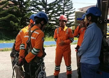 PLN UP3 Garut Melalui Pasukan Elit PDKB Lakukan Pemeliharaan Jaringan Untuk Menjamin Keandalan Pasokan Listrik