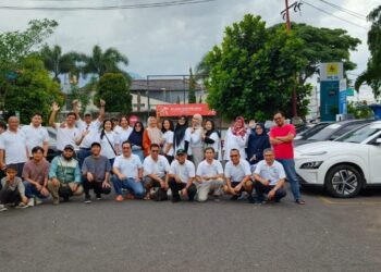 Dukung Transisi Energi, PLN UP3 Garut Hadirkan Layanan Listrik Yang Handal Pada SPKLU dan SPLU Untuk Komunitas Mobil Elektrik Indonesia