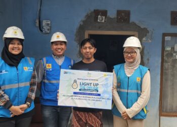PLN Garut Sambung Listrik Gratis Melalui Program Light Up The Dream Dalam Rangka Menyemarakkan Bulan Ramadhan