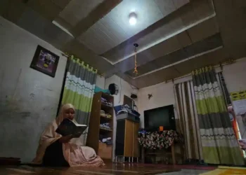 Bulan Ramadan, Donasi Pegawai PLN Beri Sambungan Listrik Gratis Bagi 2.597 Keluarga Prasejahtera