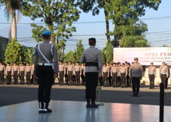 Kapolres Garut Pimpin Apel Kesiapan Pengamanan May Day 2025