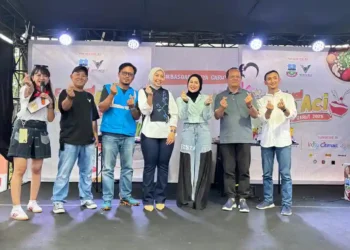 PLN UP3 Garut Hadirkan Listrik Andal Tanpa Kedip dan Gencarkan Electrifying Lifestyle di Festival Baco Aci Garut 2025