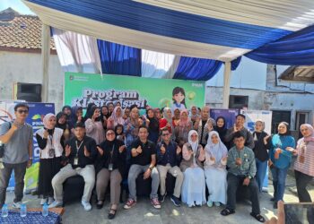 PNM Cabang Garut Dukung Pengusaha Ultra Mikro Naik Kelas Lewat Klasterisasi Usaha Batik Garut.