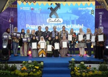 500 UMKM Dibina, 30 Anak Yatim Disantuni, dan 1 Ambulance diberikan PNM Lewat PKU Akbar Garut