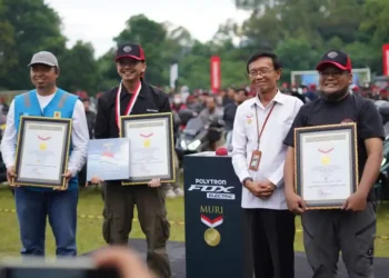 PLN dan Polytron Catat Rekor MURI: 500 Motor Listrik Lakukan Pengisian Serentak di Bandung
