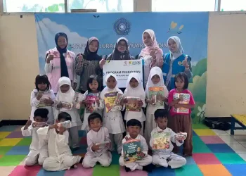 Tingkatkan Literasi Anak Usia Dini, PLN UP3 Garut Salurkan Bantuan Buku dan ATK untuk Taman Bacaan Amanah