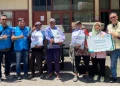 YBM PLN UP3 Garut Berbagi Berkah Ramadan, Tukang Becak Terima Bingkisan