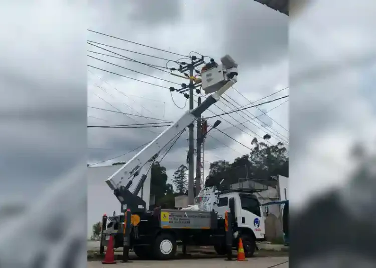 Musim Peralihan, PLN Jaga Keandalan Listrik untuk Masyarakat Garut