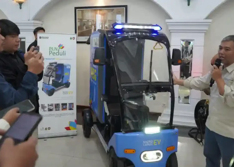 PLN UID Jabar Perkuat Kompetensi EV di SMKN 8 Bandung, Dari Teori Jadi Praktik Nyata