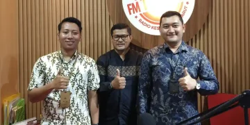 PLN UP3 Garut Intensifkan Sosialisasi: Ajakan Tambah Daya sampai Imbauan Keselamatan Ketenagalistrikan Melalui Talkshow Radio