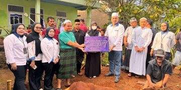 PNM Tebar Syukur, Salurkan Hewan Kurban ke Warga Desa