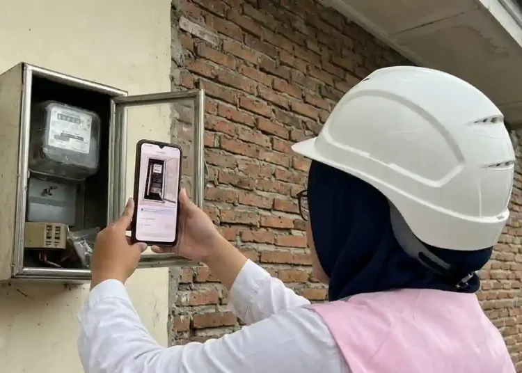 SWACAM Makin Diminati, Ribuan Pelanggan PLN UP3 Garut Beralih ke Catat Meter Mandiri