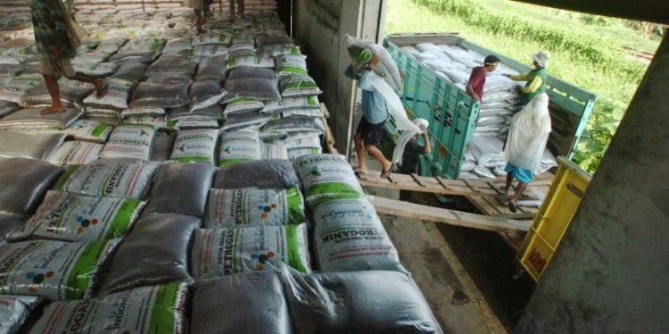 Pupuk Kujang Siagakan Stok Pupuk di Jawa Barat untuk Musim Tanam Okmar